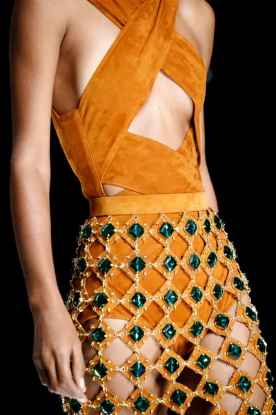 Look 7